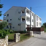 Apartman In With Balcony, Air Conditioning, Wifi, Washing Machine 3590-1 *