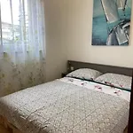 In With Balcony, Air Conditioning, Wifi, Washing Machine 3590-1