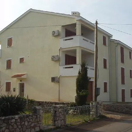 In With Balcony, Air Conditioning, Wifi, Washing Machine 3590-1 Apartment *