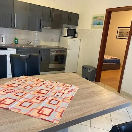 In With Balcony, Air Conditioning, Wifi, Washing Machine 3590-1 Appartement