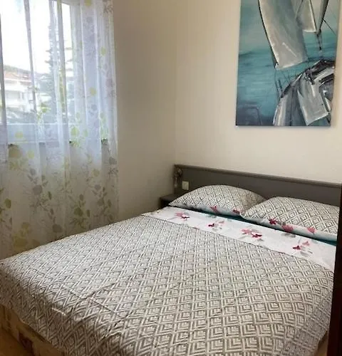 In With Balcony, Air Conditioning, Wifi, Washing Machine 3590-1