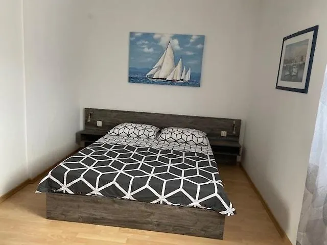 In With Balcony, Air Conditioning, Wifi, Washing Machine 3590-1 *